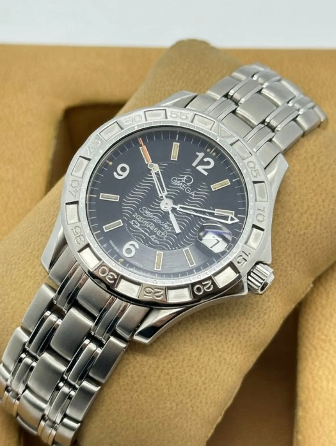 1995 Ω Omega Seamaster 200m/666 ft, Omegamatic, Black dial Men's Dive Watch